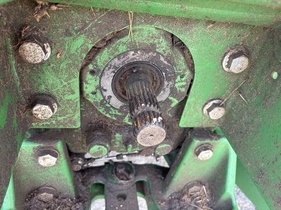 Image of John Deere 5100M equipment image 3