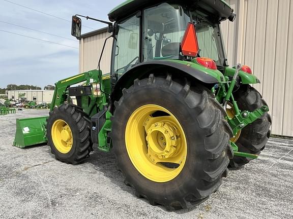 Image of John Deere 5100M equipment image 2