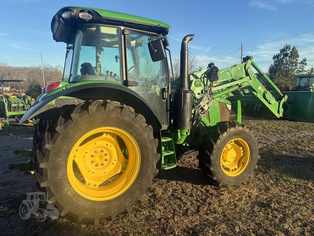 Image of John Deere 5100R equipment image 1