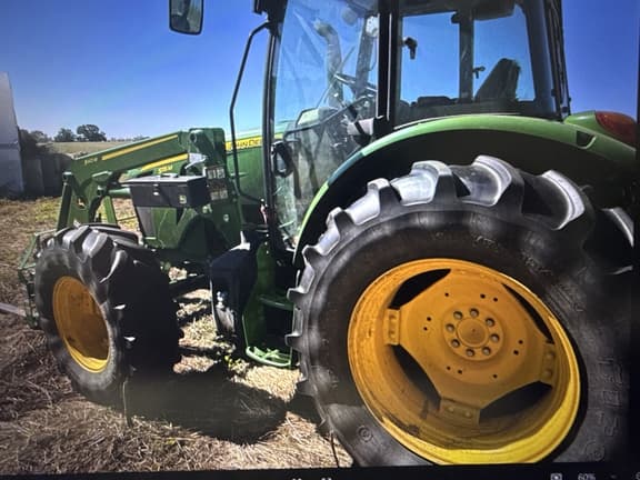 Image of John Deere 5115M equipment image 3