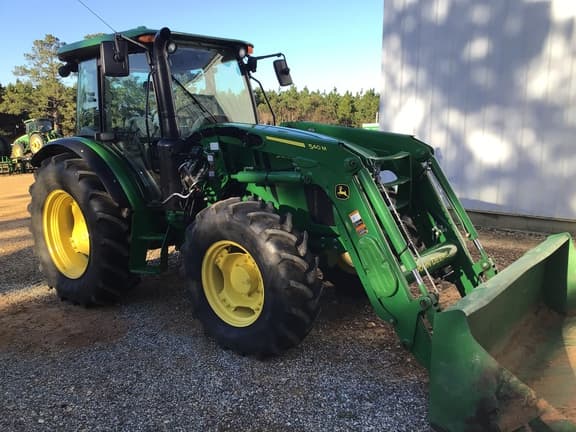 Image of John Deere 5115M equipment image 3