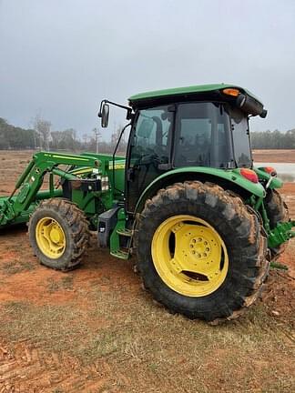 Image of John Deere 5115M equipment image 3