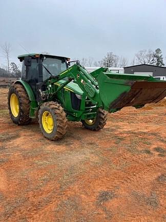 Image of John Deere 5115M equipment image 1