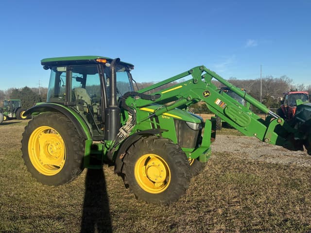 Image of John Deere 5115M equipment image 2
