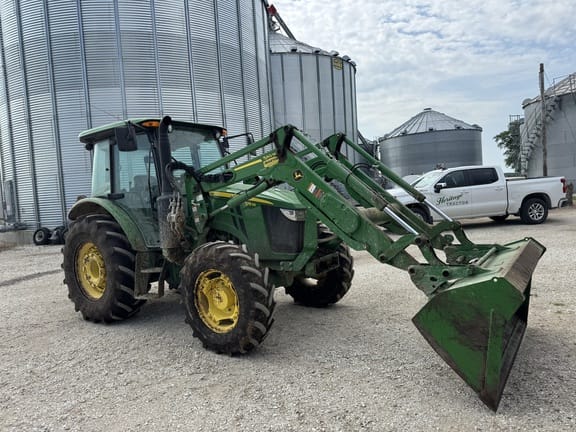 2020 John Deere 5115M Equipment Image0