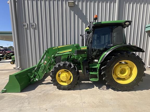 Image of John Deere 5115R Primary image