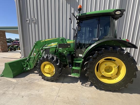 Image of John Deere 5115R equipment image 4