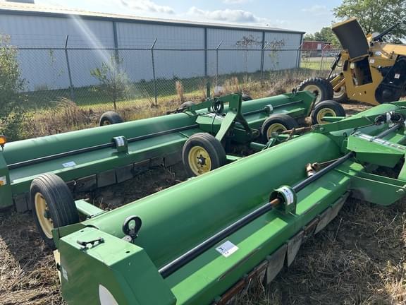 Image of John Deere 520 equipment image 4