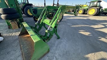Main image John Deere 520M