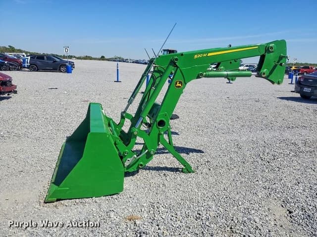 Image of John Deere 520M equipment image 3
