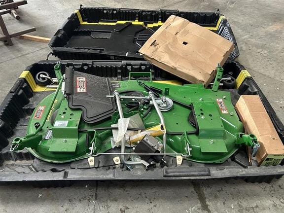 2020 John Deere Undetermined Equipment Image0