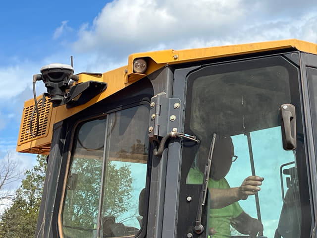 Image of John Deere 550K LGP equipment image 1