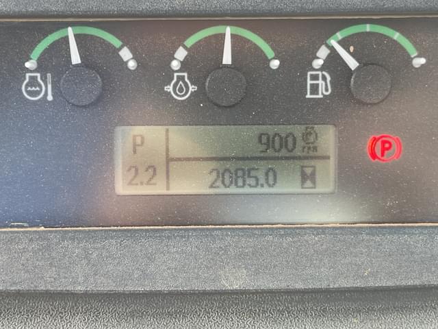 Image of John Deere 550K LGP equipment image 4