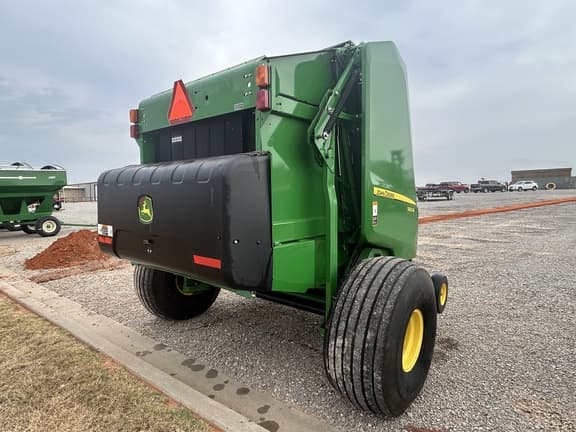 Image of John Deere 560M equipment image 3