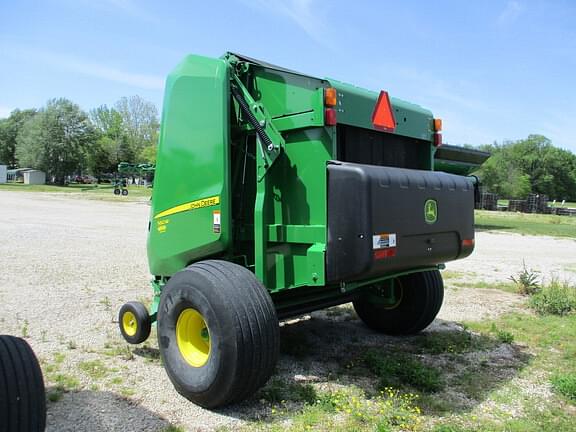 Image of John Deere 560M equipment image 1