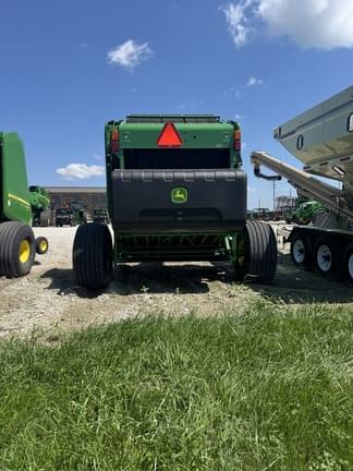 Image of John Deere 560M Silage equipment image 4