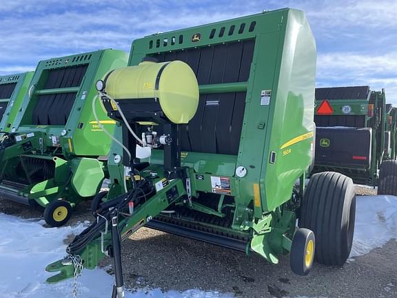 Image of John Deere 560M equipment image 4