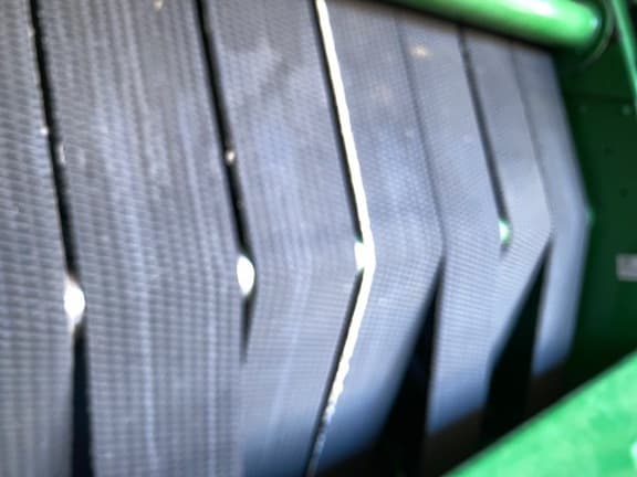 Image of John Deere 560M equipment image 3