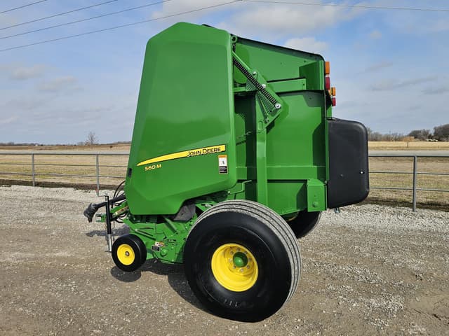Image of John Deere 560M equipment image 2