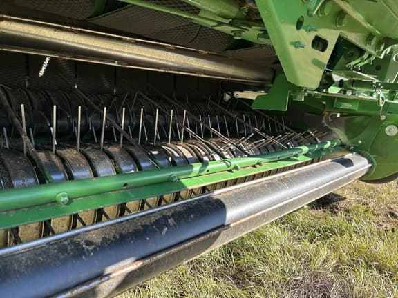 Image of John Deere 560M equipment image 2