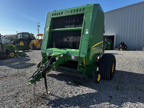 Main image John Deere 560M