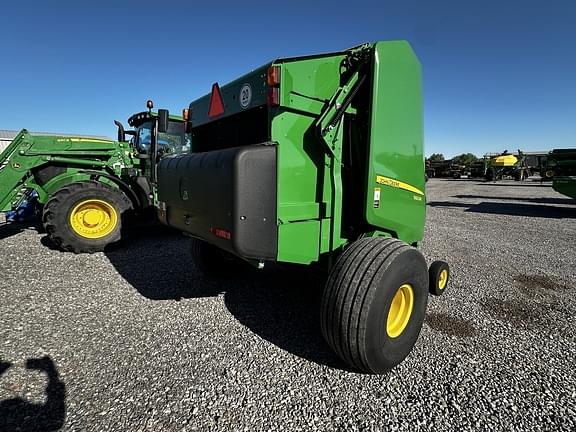 Image of John Deere 560M equipment image 4