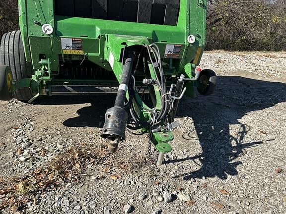 Image of John Deere 560M equipment image 4