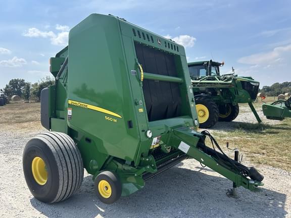 Image of John Deere 560M equipment image 3