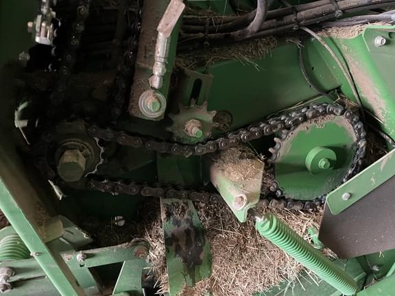 Image of John Deere 560M equipment image 4