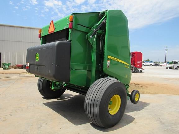 Image of John Deere 560M equipment image 4