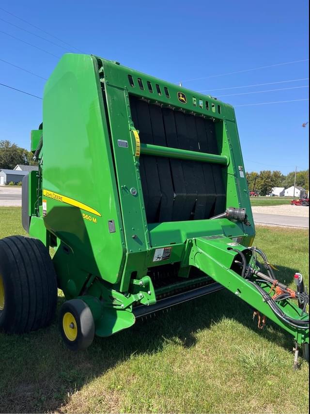 Image of John Deere 560M equipment image 4