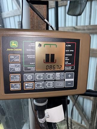 Image of John Deere 560M equipment image 3