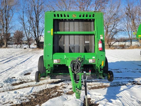 Image of John Deere 560M equipment image 1