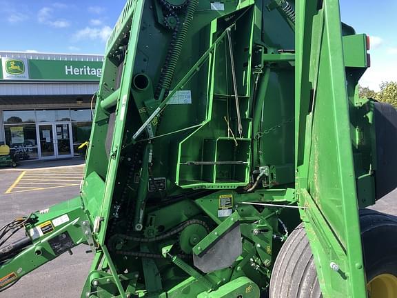 Image of John Deere 560M equipment image 4