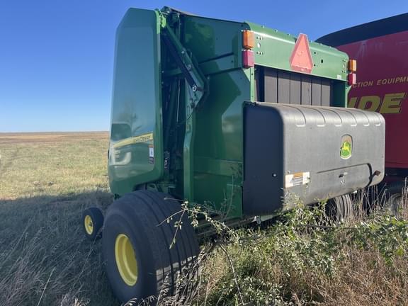 Image of John Deere 560M equipment image 1