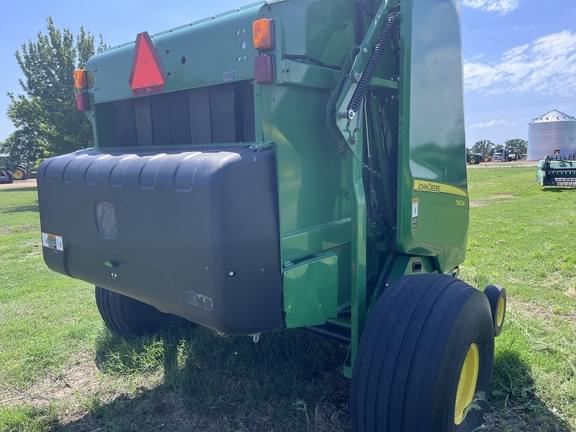 Image of John Deere 560M equipment image 4