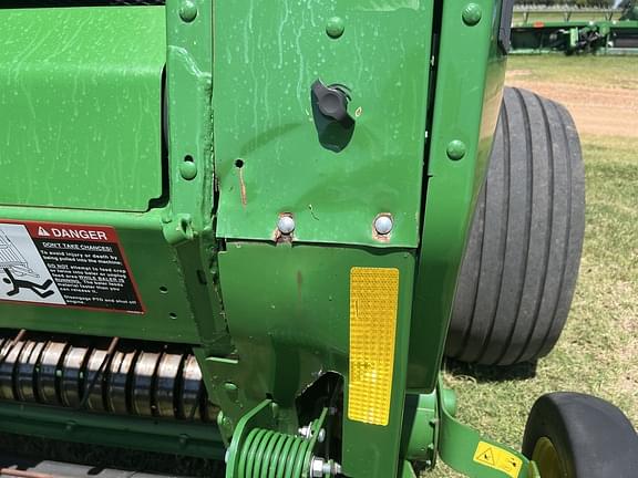 Image of John Deere 560M equipment image 2