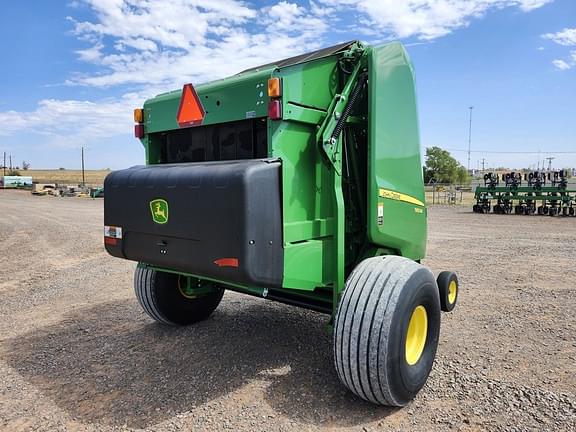 Image of John Deere 560M equipment image 4