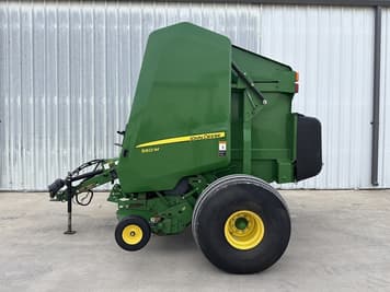 Main image John Deere 560M
