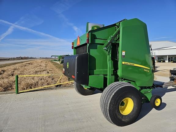 Image of John Deere 560M equipment image 4