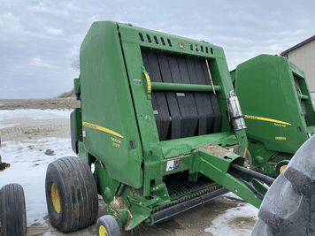 Main image John Deere 560M