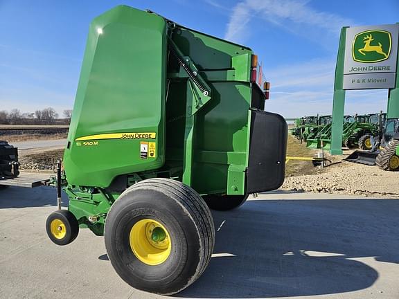 Image of John Deere 560M equipment image 2