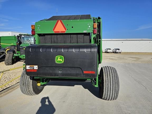 Image of John Deere 560M equipment image 3