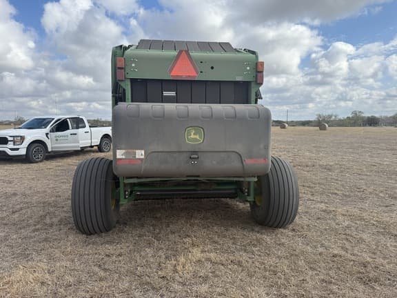 Image of John Deere 560M equipment image 4