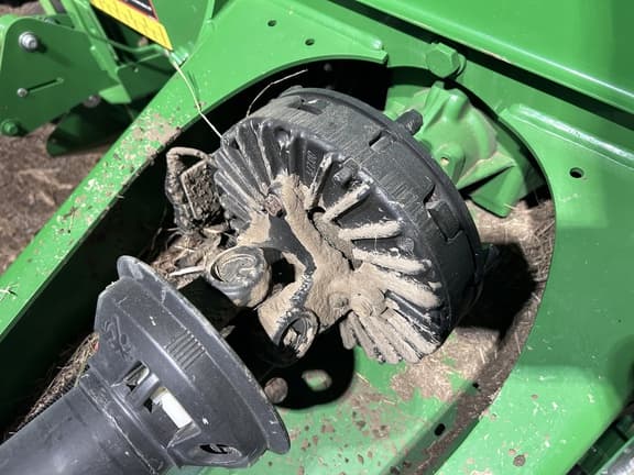 Image of John Deere 560M equipment image 3