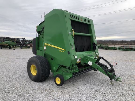Main image John Deere 560M