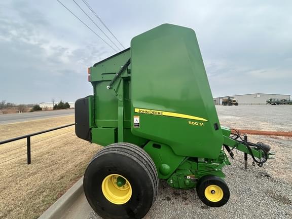 Image of John Deere 560M equipment image 4