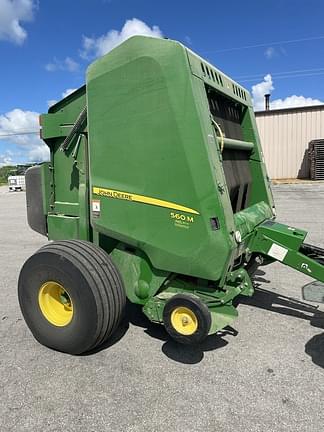 Image of John Deere 560M equipment image 4