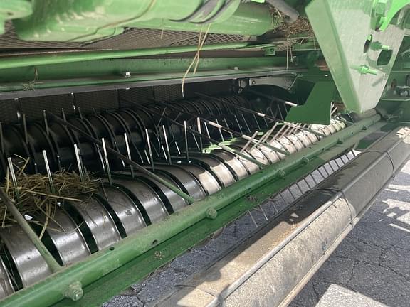 Image of John Deere 560M equipment image 2