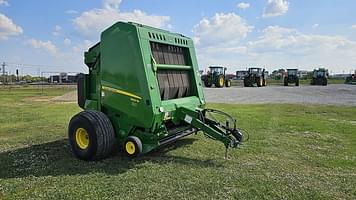 Main image John Deere 560M 11